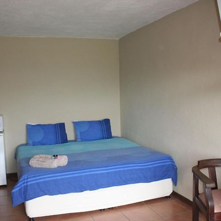 Columbus Guest House Mbombela Zimmer foto